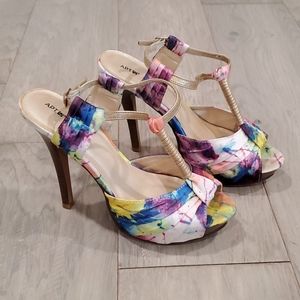 Apt. 9 Multi-colored Heel